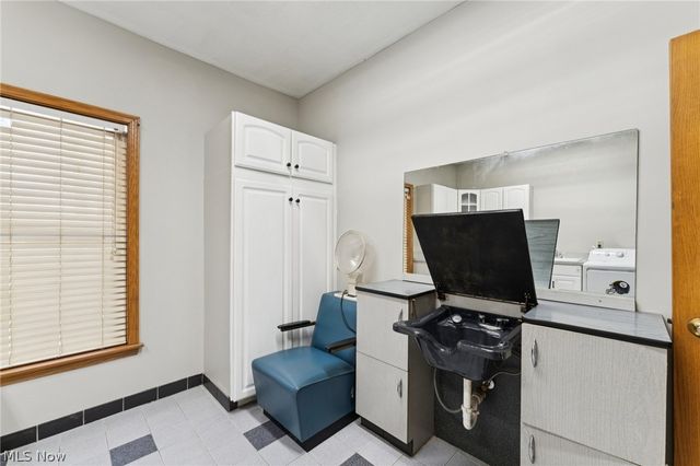 678 Wall Road, Wadsworth, OH 44281
