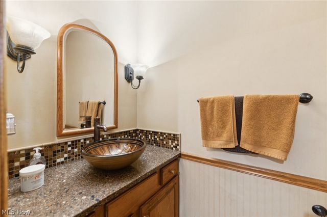 678 Wall Road, Wadsworth, OH 44281