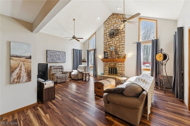 678 Wall Road, Wadsworth, OH 44281