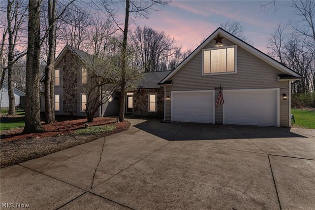 678 Wall Road, Wadsworth, OH 44281