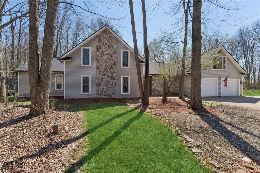 678 Wall Road, Wadsworth, OH 44281