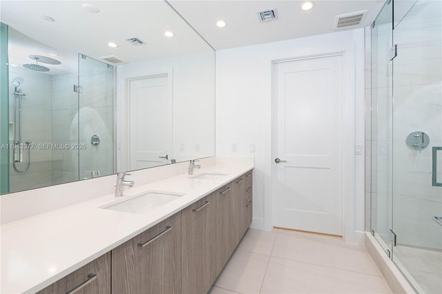 153 N Seabreeze Blvd 703, Fort Lauderdale, FL 33304