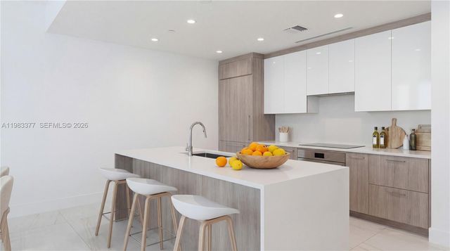 153 N Seabreeze Blvd 703, Fort Lauderdale, FL 33304