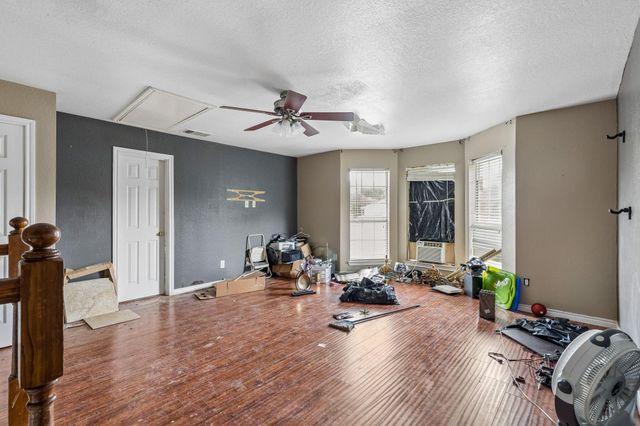 1409 Holveck Drive, Cedar Hill, TX 75104