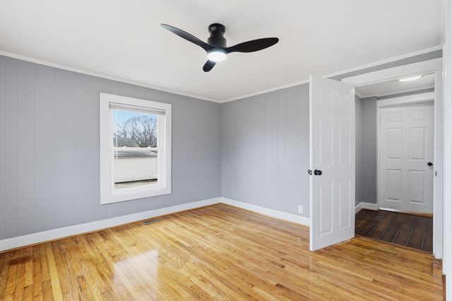 114 N Moore St, Duncan, SC 29334