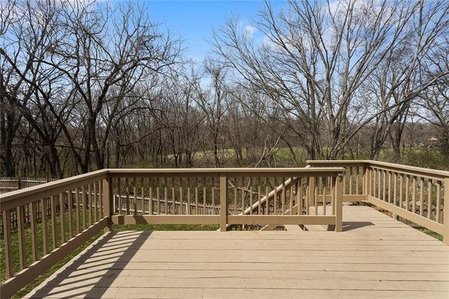 1312 Wellington Way, Liberty, MO 64068