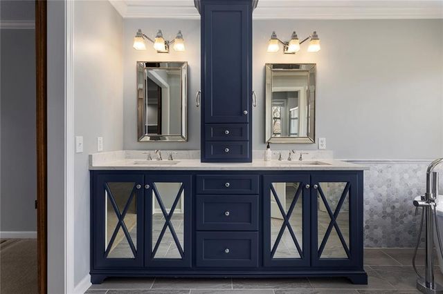 1312 Wellington Way, Liberty, MO 64068