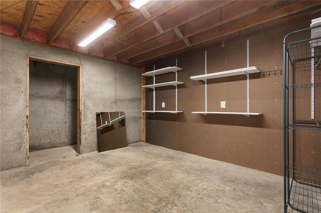 1312 Wellington Way, Liberty, MO 64068