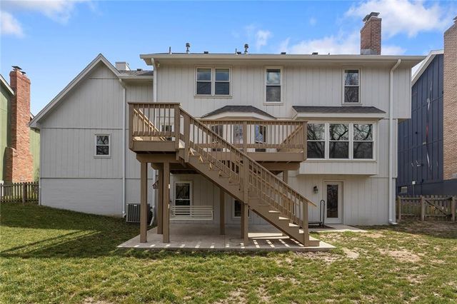 1312 Wellington Way, Liberty, MO 64068