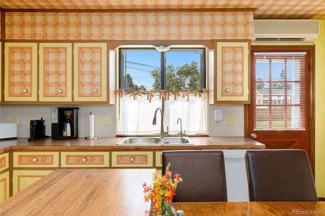 8055 Newman Street, Arvada, CO 80005