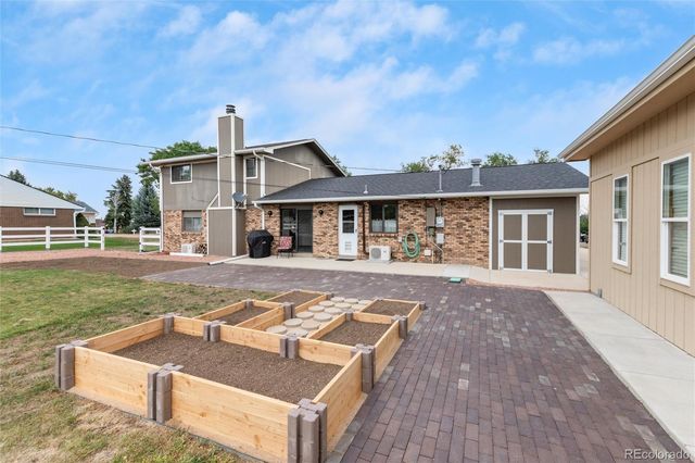 8055 Newman Street, Arvada, CO 80005