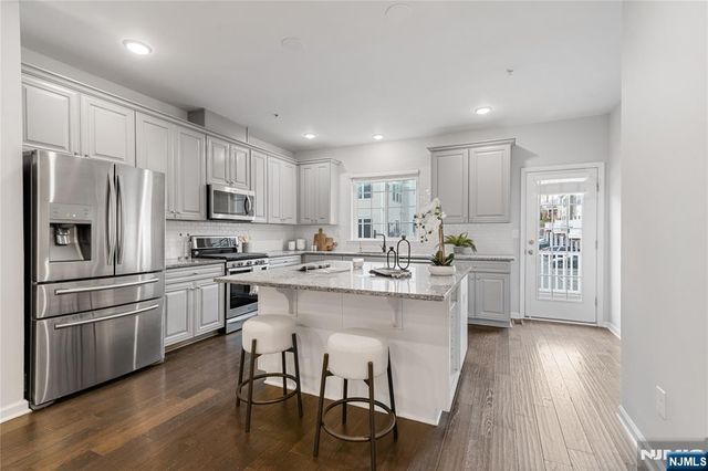 68 Wesmont Drive, Wood Ridge, NJ 07075