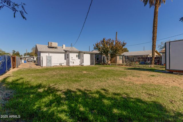 3743 E TAYLOR Street, Phoenix, AZ 85008