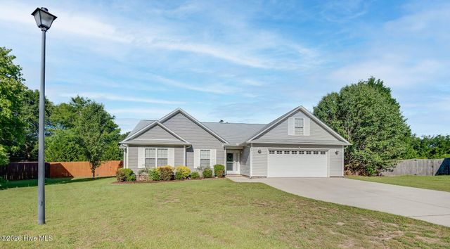 506 Compass Court, Sneads Ferry, NC 28460