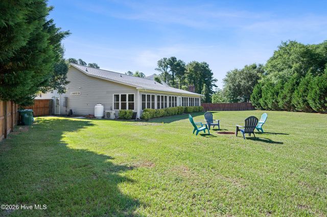 506 Compass Court, Sneads Ferry, NC 28460