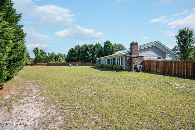 506 Compass Court, Sneads Ferry, NC 28460