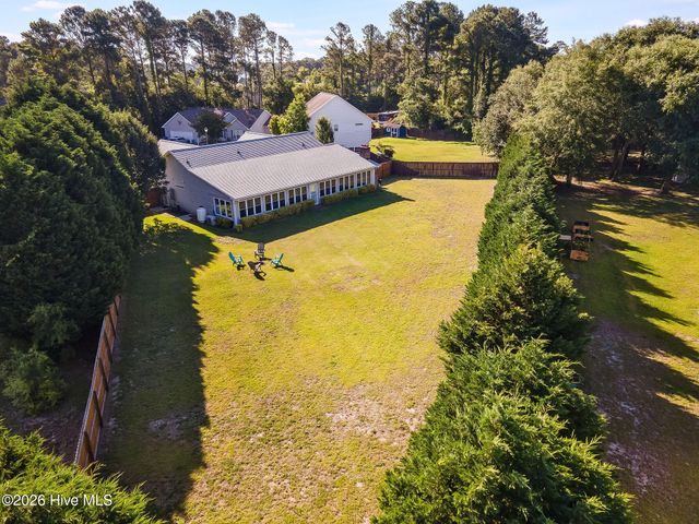 506 Compass Court, Sneads Ferry, NC 28460