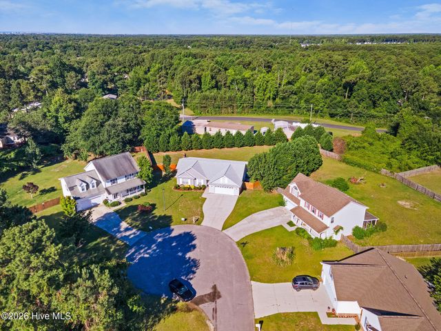 506 Compass Court, Sneads Ferry, NC 28460