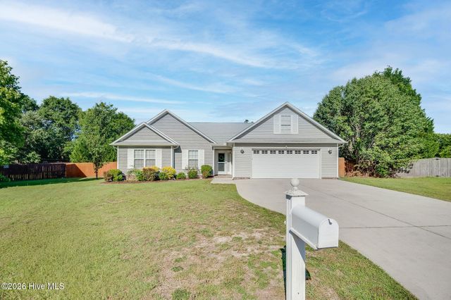 506 Compass Court, Sneads Ferry, NC 28460