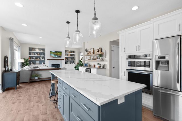 1892 Shannon Oaks Boulevard NE, Rochester, MN 55906