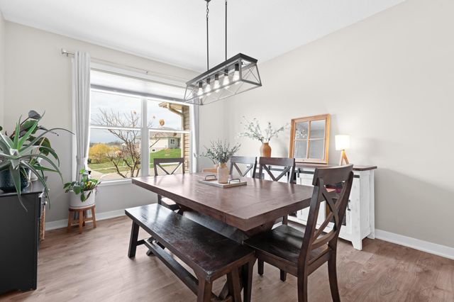 1892 Shannon Oaks Boulevard NE, Rochester, MN 55906