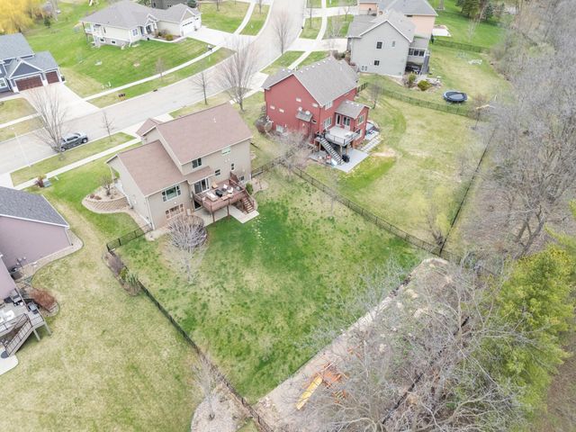 1892 Shannon Oaks Boulevard NE, Rochester, MN 55906