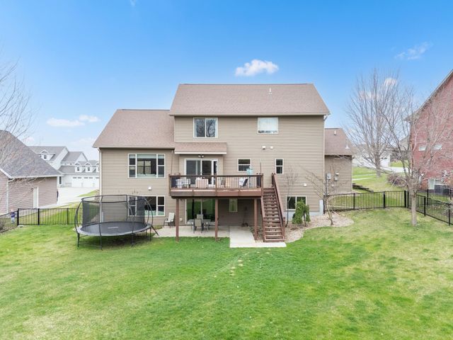 1892 Shannon Oaks Boulevard NE, Rochester, MN 55906