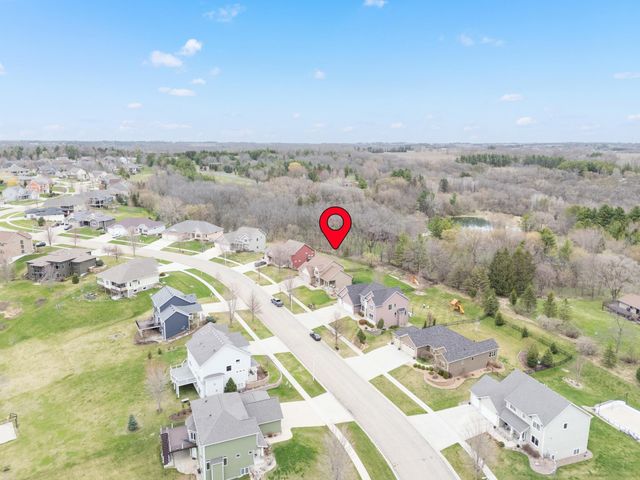 1892 Shannon Oaks Boulevard NE, Rochester, MN 55906