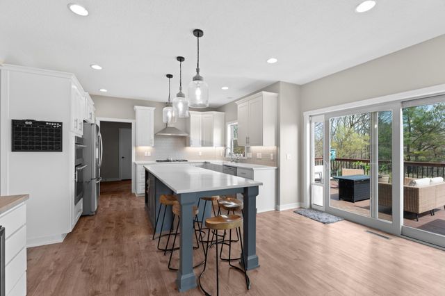 1892 Shannon Oaks Boulevard NE, Rochester, MN 55906