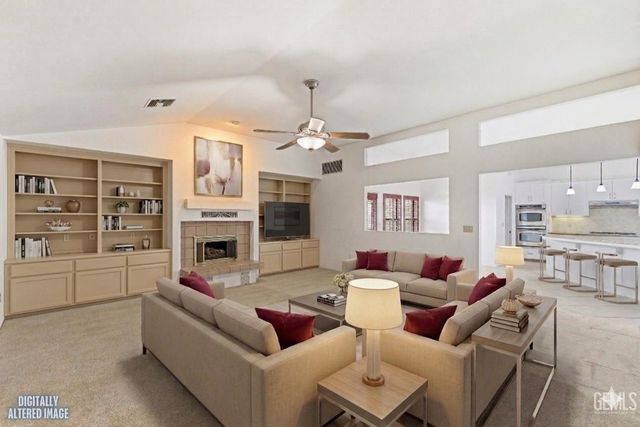 7313 Calle Los Manzanos, Bakersfield, CA 93309