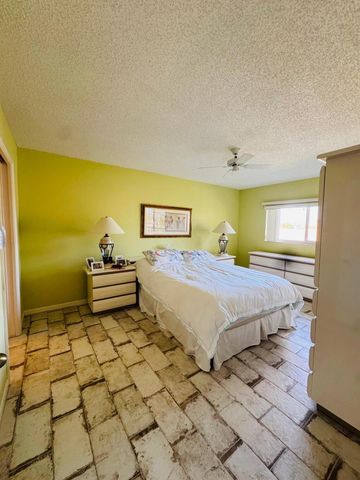 4735 Lucerne Lakes Boulevard 410, Lake Worth, FL 33467