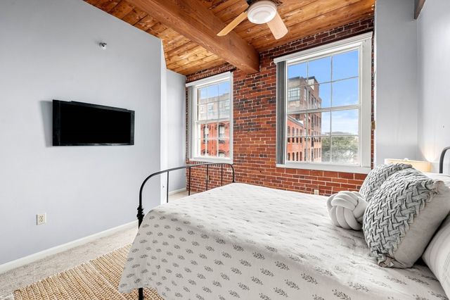 21 Wingate 402, Haverhill, MA 01832