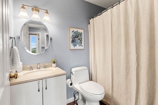 21 Wingate 402, Haverhill, MA 01832