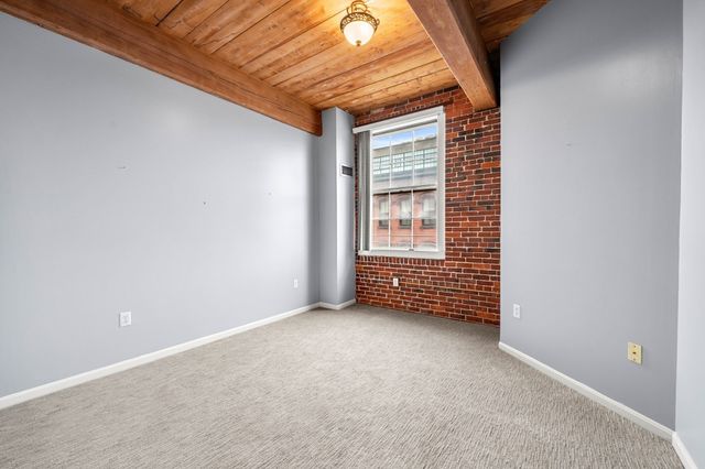 21 Wingate 402, Haverhill, MA 01832