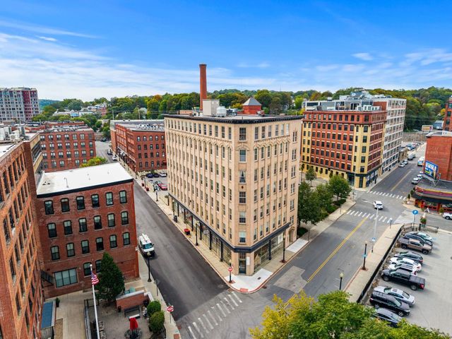 21 Wingate 402, Haverhill, MA 01832