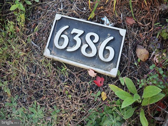 6386 SHERWOOD RD, Philadelphia, PA 19151