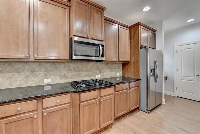 2723 Ivy Bluff Court, Buford, GA 30519