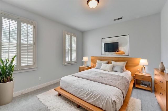 2723 Ivy Bluff Court, Buford, GA 30519