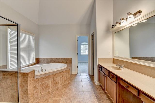 2723 Ivy Bluff Court, Buford, GA 30519