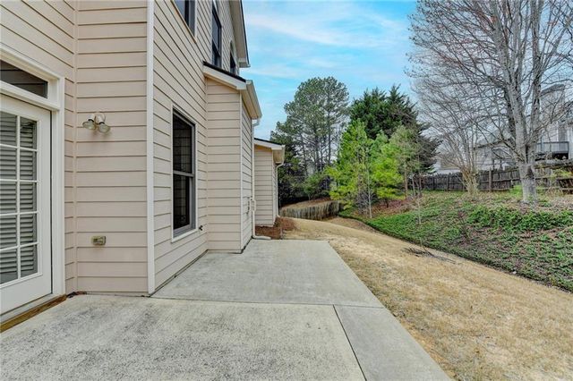 2723 Ivy Bluff Court, Buford, GA 30519