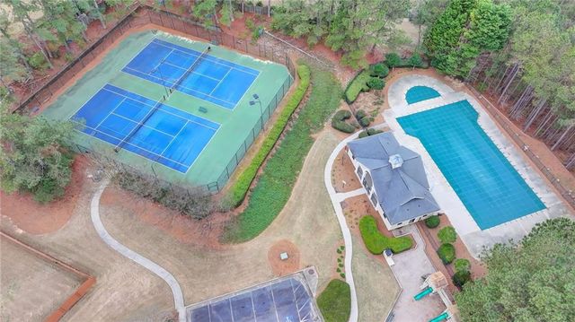 2723 Ivy Bluff Court, Buford, GA 30519