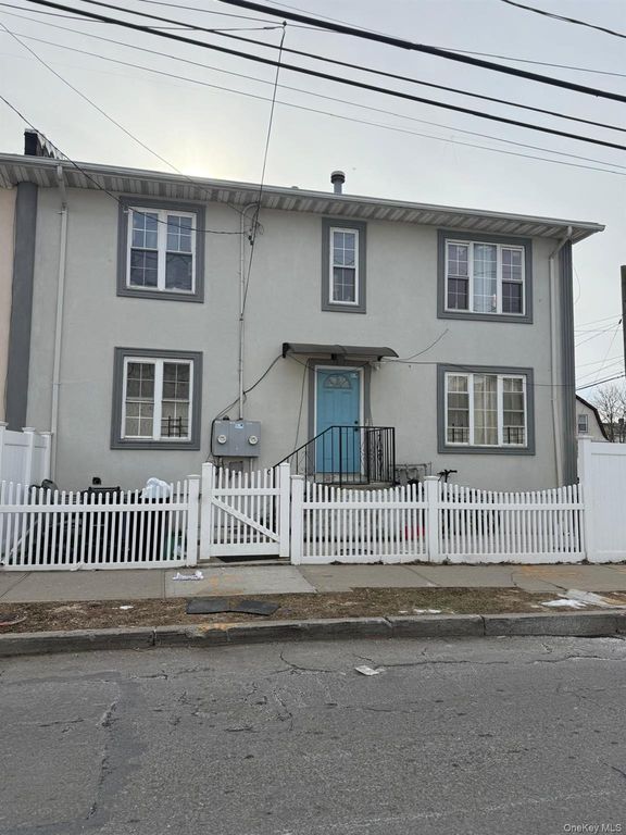2223 Nameoke Avenue, Far Rockaway, NY 11691