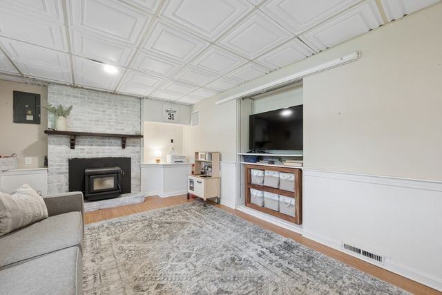 6 Thayer Street, Northborough, MA 01532