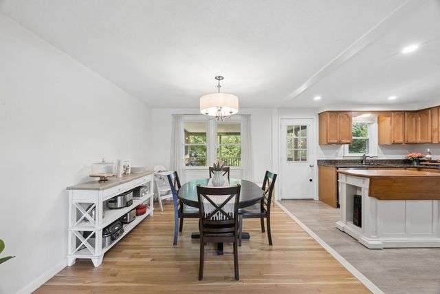 6 Thayer Street, Northborough, MA 01532