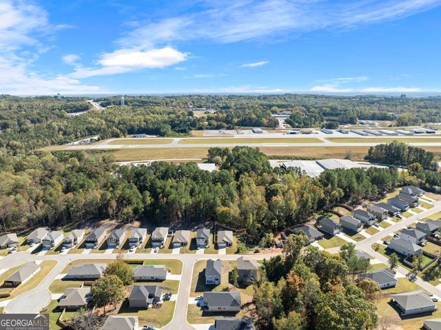 285 Magnolia Villas Drive, Cornelia, GA 30531