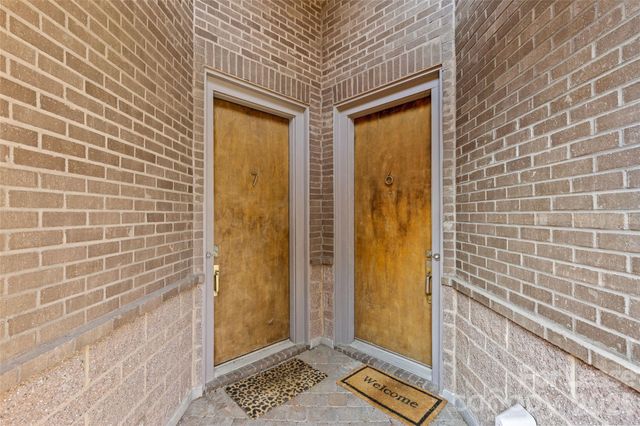 420 Queens Road 7, Charlotte, NC 28207