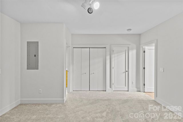 420 Queens Road 7, Charlotte, NC 28207