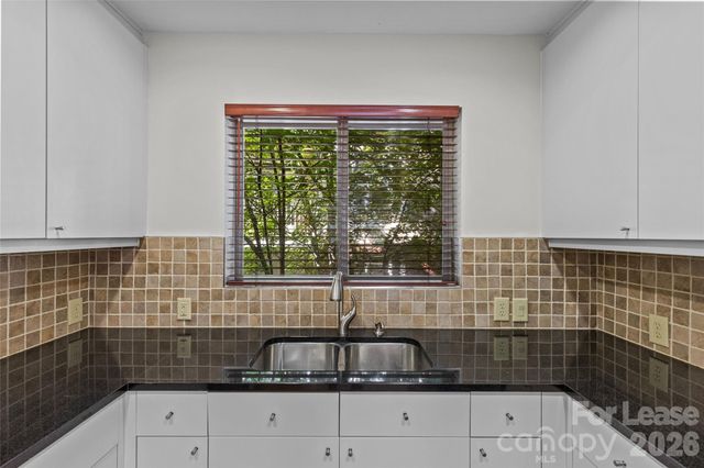420 Queens Road 7, Charlotte, NC 28207