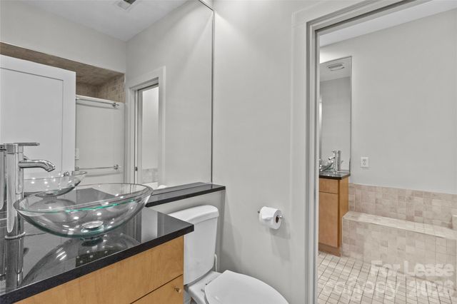 420 Queens Road 7, Charlotte, NC 28207