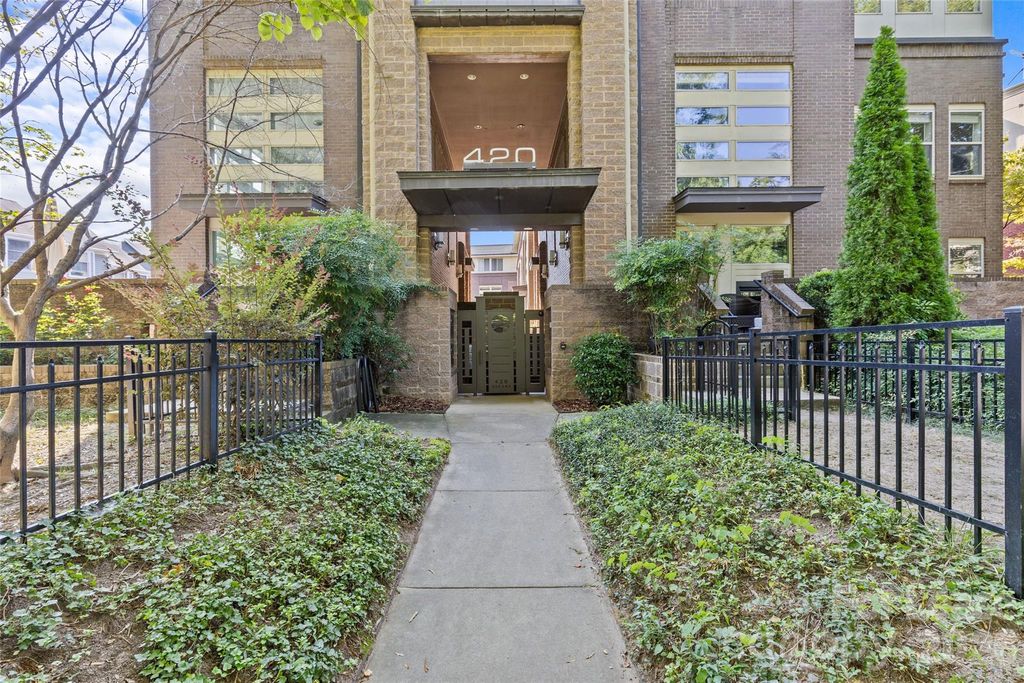 420 Queens Road 7, Charlotte, NC 28207
